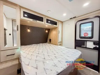 2026 Grand Design Imagine XLS photo 9