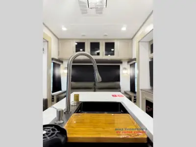 2026 Grand Design Influence photo 13