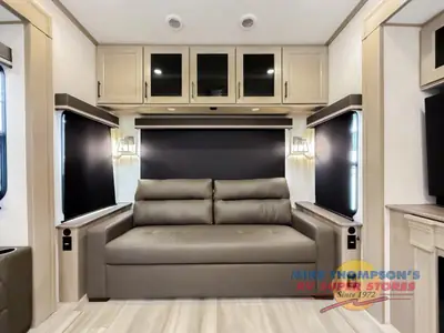 2026 Grand Design Influence photo 18