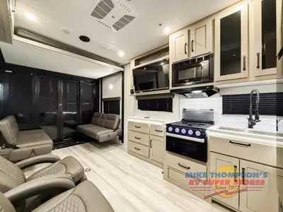 2026 Grand Design Momentum G-Class photo 15