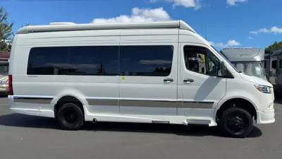 2027 Grech RV Strada photo 5