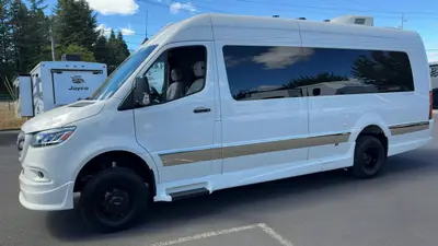 2027 Grech RV Strada photo 8