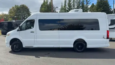 2026 Tiffin Motorhomes GT2 photo 9