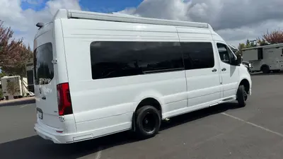 2026 Tiffin Motorhomes GT2 photo 4