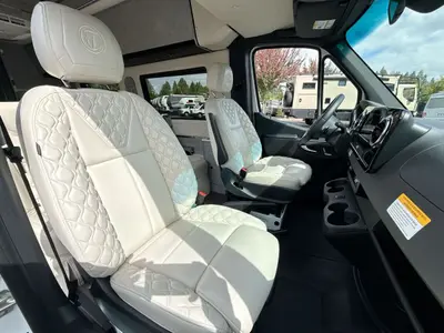 2026 Tiffin Motorhomes GT2 photo 33