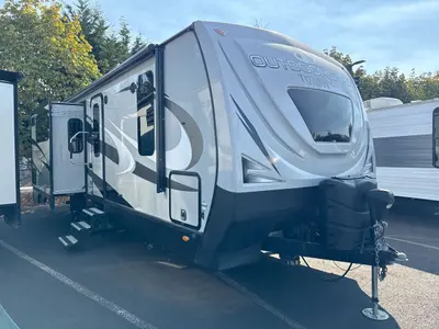 2021 Outdoors RV Manufacturing Black Stone photo 3