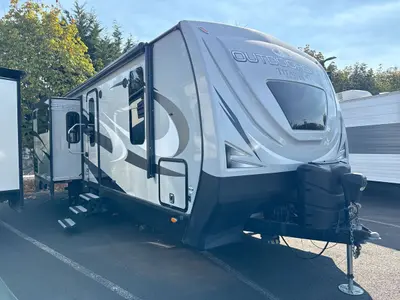 Used 2021 Outdoors RV Manufacturing Black Stone Titanium 250RKS
