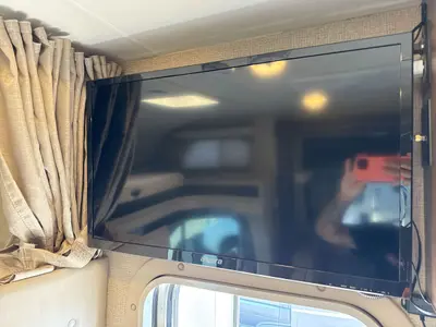 2019 Thor Motor Coach Freedom Elite photo 18