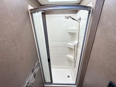 2019 Thor Motor Coach Freedom Elite photo 31