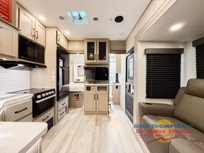 2026 Grand Design Momentum G-Class photo 11