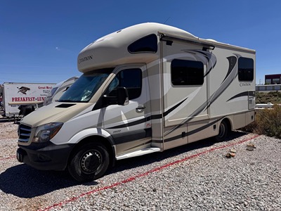 2016 THOR MOTOR COACH CITATION photo 3