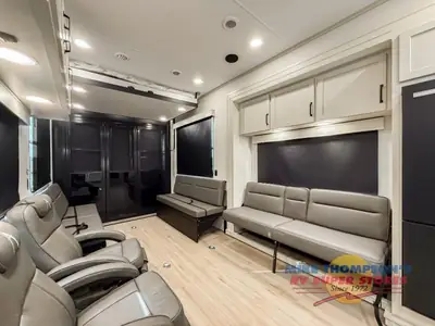 2026 Grand Design Momentum G-Class photo 10