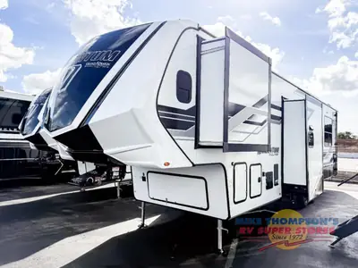 2026 Grand Design Momentum G-Class photo 3