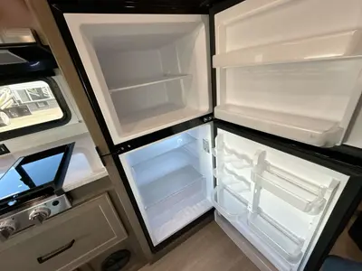 2027 Renegade Villagio photo 33