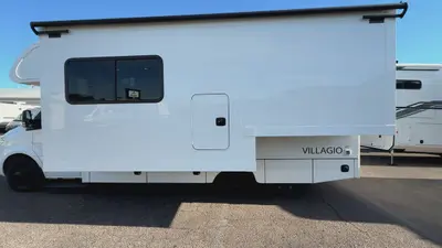 2027 Renegade Villagio photo 10