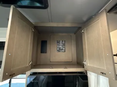 2027 Renegade Villagio photo 29