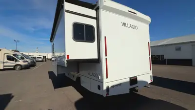 2027 Renegade Villagio photo 3