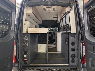 2027 Storyteller Overland Darkmode photo 16