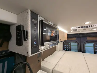 2027 Storyteller Overland Darkmode photo 29