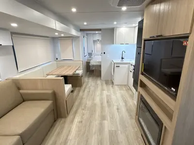 2026 Winnebago Thrive photo 44