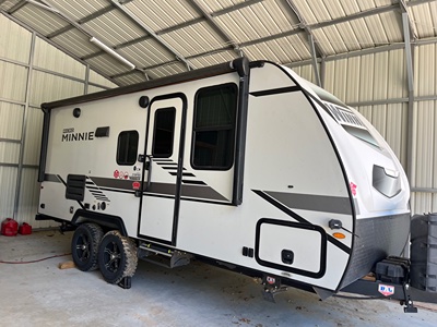2021 WINNEBAGO MINNIE photo 8