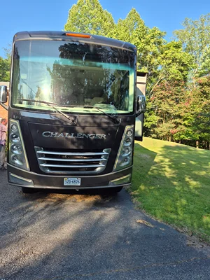 2023 THOR MOTOR COACH CHALLENGER photo 2