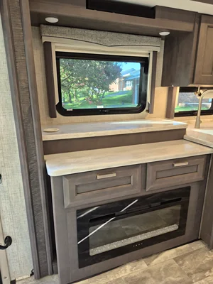 2023 THOR MOTOR COACH CHALLENGER photo 14