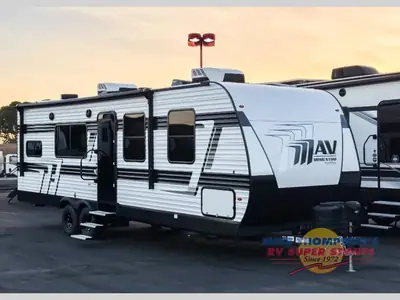 New 2026 Grand Design Momentum MAV 27MAV