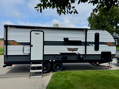 Used 2021 Forest River Wildwood 22RBS