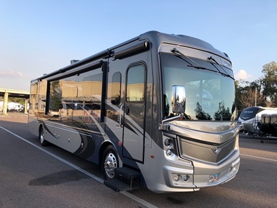 2022 FLEETWOOD DISCOVERY photo 4