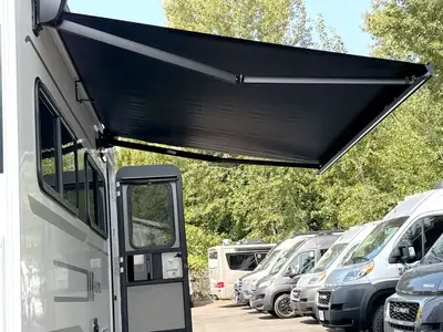 2027 Winnebago Elora photo 17