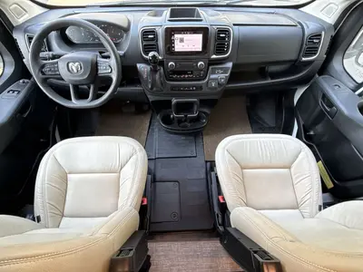 2027 Winnebago Elora photo 40