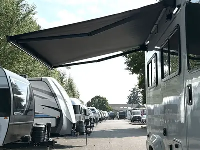 2027 Winnebago Elora photo 18