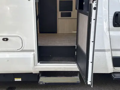 2027 Winnebago Elora photo 20