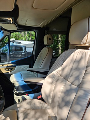 2022 MIDWEST AUTOMOTIVE DESIGNS PASSAGE photo 6