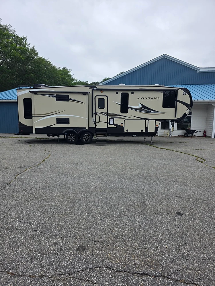 2016 KEYSTONE MONTANA HIGH COUNTRY exterior