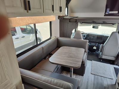 2023 FOREST RIVER SUNSEEKER photo 6