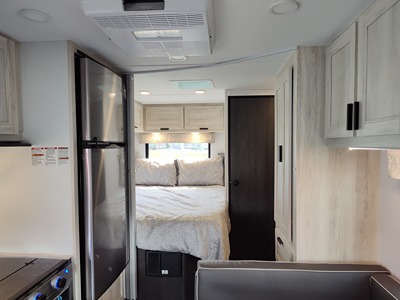 2023 FOREST RIVER SUNSEEKER photo 7