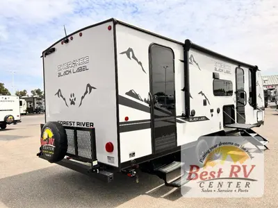 2025 Forest River Cherokee Grey Wolf Black Label photo 4