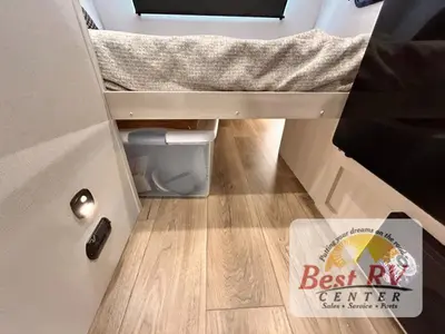 2027 Forest River R-POD photo 32