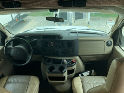 2018 THOR MOTOR COACH OUTLAW photo 9