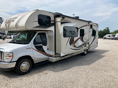 2018 THOR MOTOR COACH OUTLAW photo 10