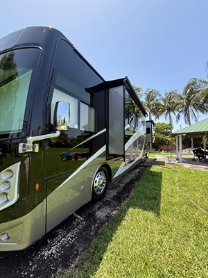 2020 THOR MOTOR COACH VENETIAN photo 6