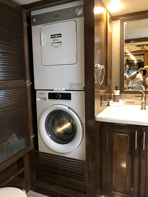 2020 THOR MOTOR COACH VENETIAN photo 14