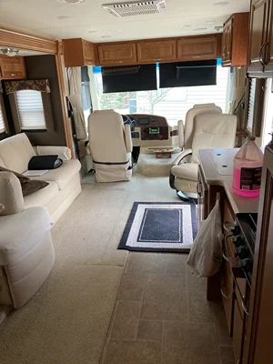 2012 HOLIDAY RAMBLER VACATIONER SE photo 23