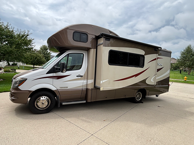 Used 2015 Winnebago View 24J
