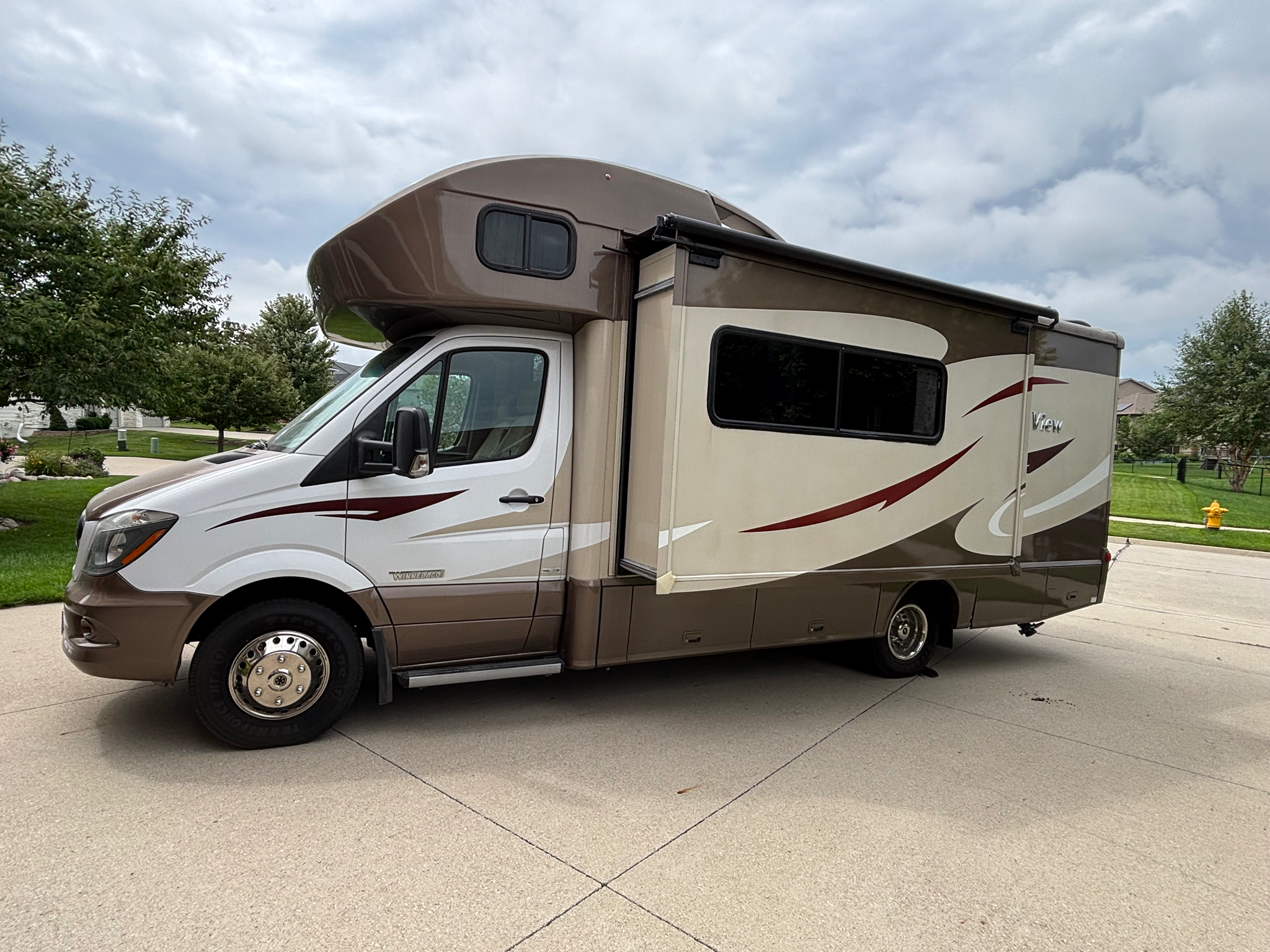 2015 WINNEBAGO VIEW exterior