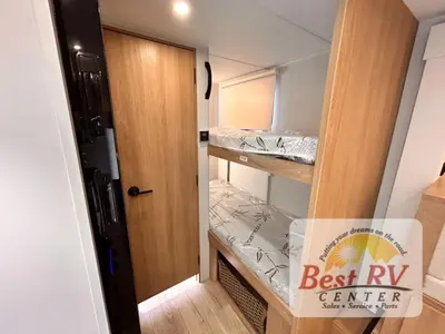 2027 Winnebago Micro Minnie photo 33