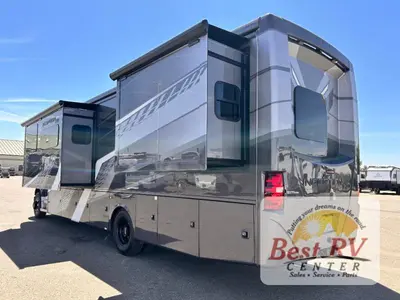 2027 Thor Motor Coach Inception photo 5