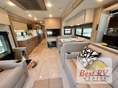 2027 Thor Motor Coach Inception photo 18